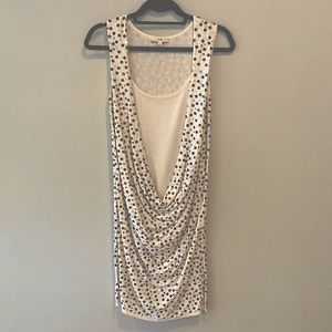 Knit dress with gold paillettes